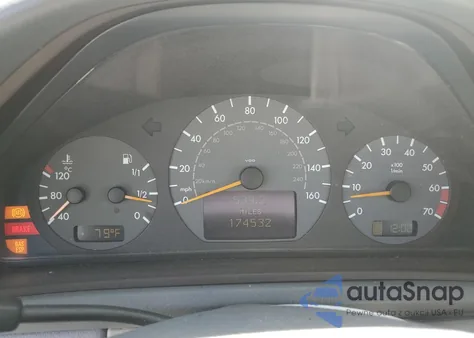 2000 Mercedes-Benz Clk 430 z USA, uszkodzony, nr VIN WDBLK70G1YT031649